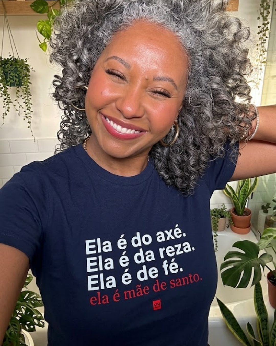ELA É DO AXÉ, ELA É DA REZA, ELA É DA FÉ